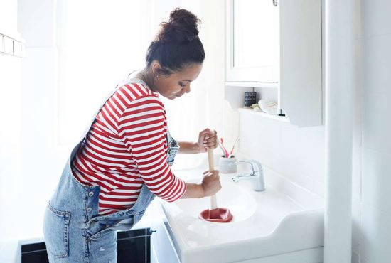 7 metode de desfundat chiuveta