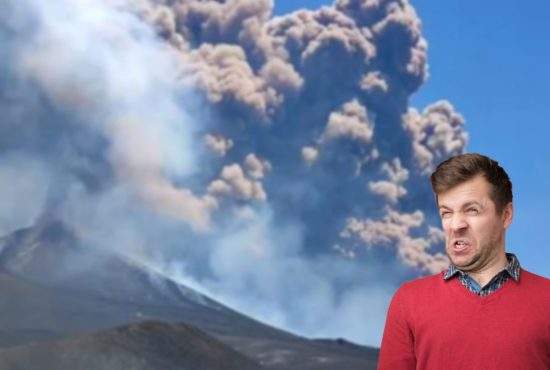Miros greu de usturoi în Sicilia. Vulcanul Etna a erupt la câteva ore după ce a mâncat mici