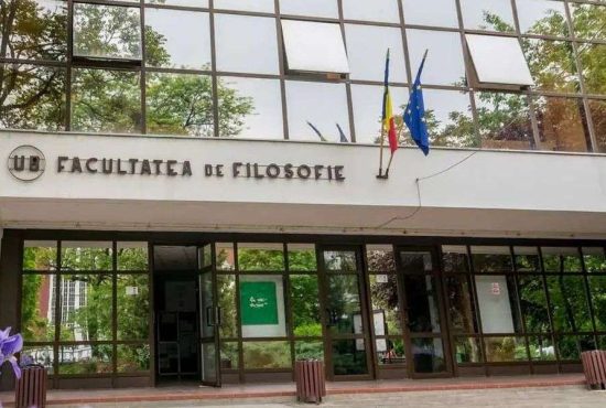 7 motive pentru care merită să faci o facultate de filosofie