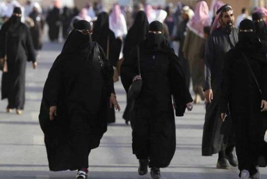 7 activități pentru care femeile din Arabia Saudită riscă închisoarea