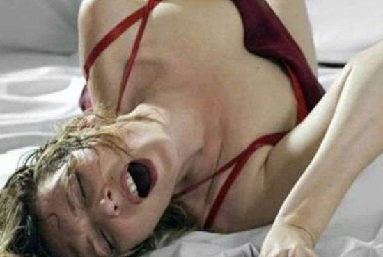 7 motive pentru care merită să-ți iei o amantă mai vârstnică