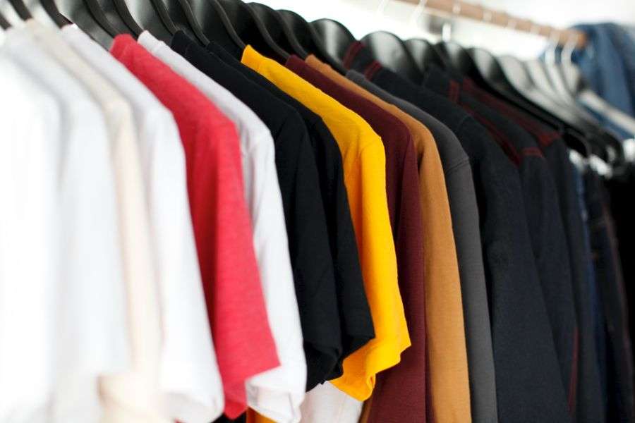 7 obiecte vestimentare bărbătești total inutile
