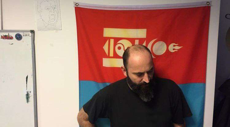 7 chinuri prin care trece zilnic un bărbat cu chelie