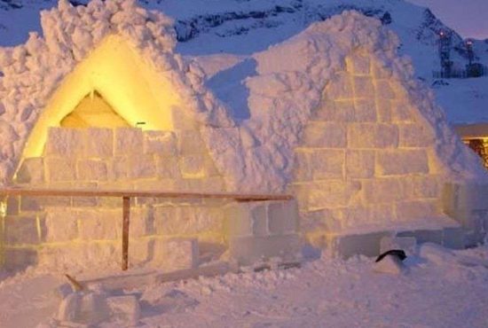 7 lucruri despre hotelul de gheață de la Bâlea