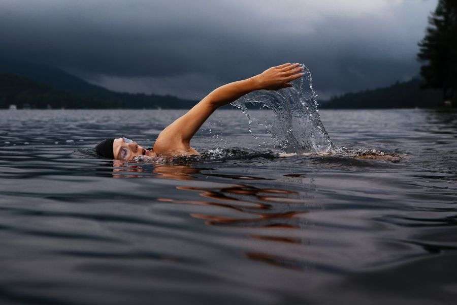 7 sfaturi ca să înoţi ca un profesionist