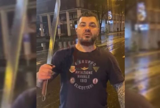 7 lucruri pe care e bine să nu i le spui unui interlop cu sabie