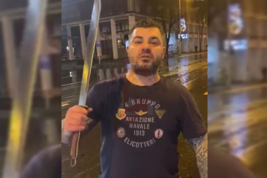 7 lucruri pe care e bine să nu i le spui unui interlop cu sabie