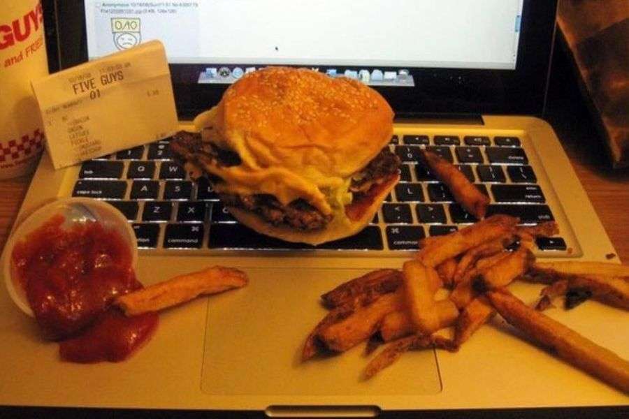 7 lucruri pe care să le comanzi de la fast-food când vrei să slăbești