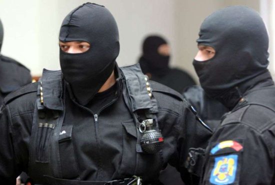 7 indicii că ești făcut pentru o carieră la mascați
