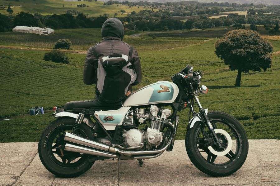 7 indicii că ești pregătit să-ți iei prima motocicletă