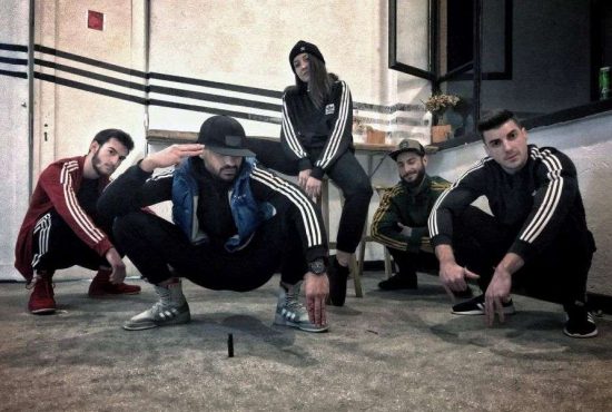 7 idei despre cum să porți un trening cu stil