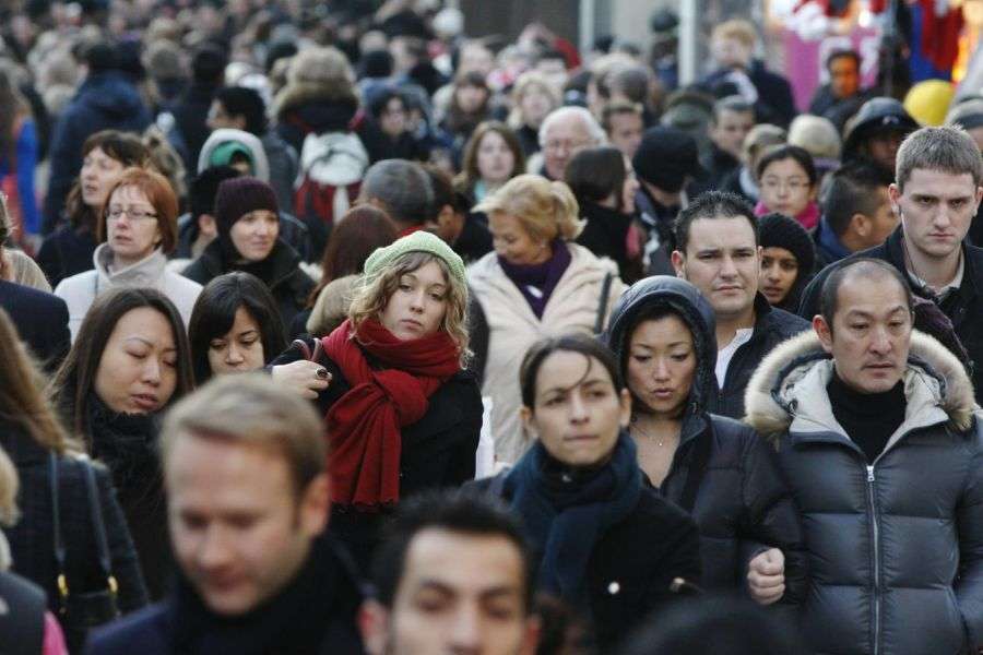 7 lucruri bizare despre specia umană