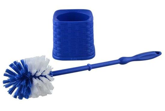 7 moduri inedite în care mai poate fi folosită o perie de wc