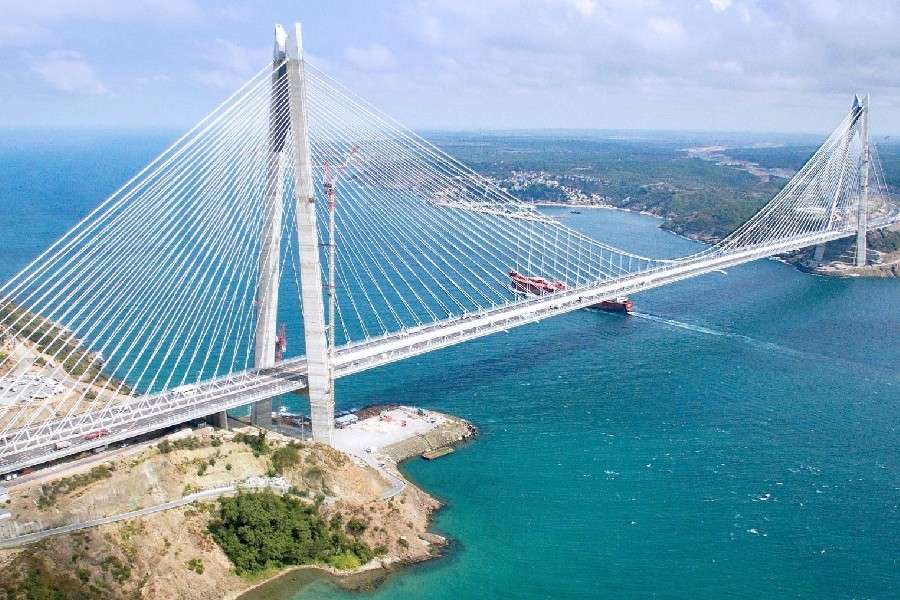 7 motive pentru care încă nu s-a construit un pod din Europa către Africa