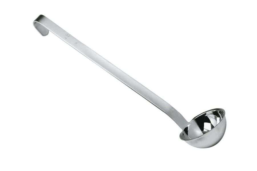 7 moduri inedite în care mai poate fi folosit un polonic