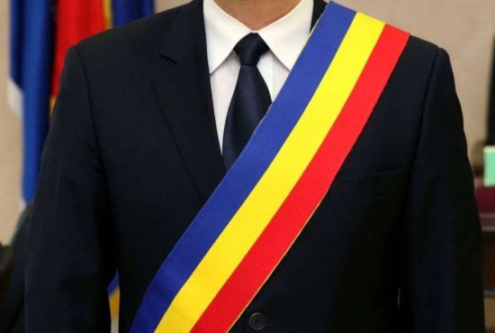 7 motive pentru care e bine să te faci primar