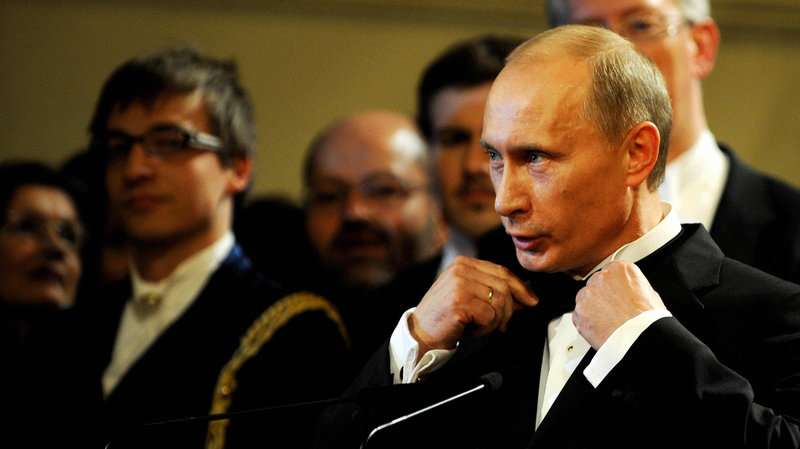 7 diplomaţi ruși numiți personal de Putin
