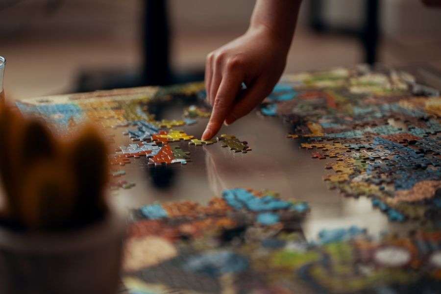 7 motive pentru care e o experiență să faci un puzzle