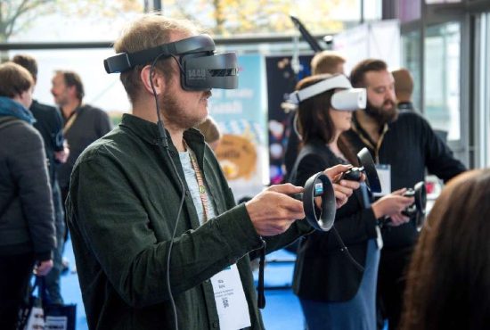 7 moduri în care românii ar putea folosi realitatea virtuală