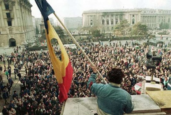7 dovezi că ultimii 35 de ani de democrație au fost degeaba