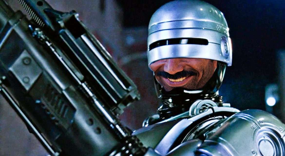 7 accesorii esențiale pentru un Robocop românesc