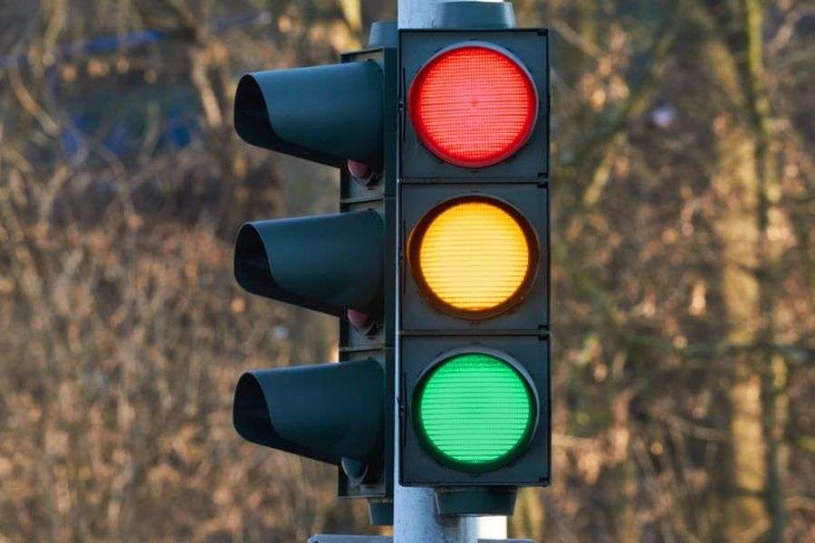 7 îmbunătățiri utile care pot fi aduse semafoarelor