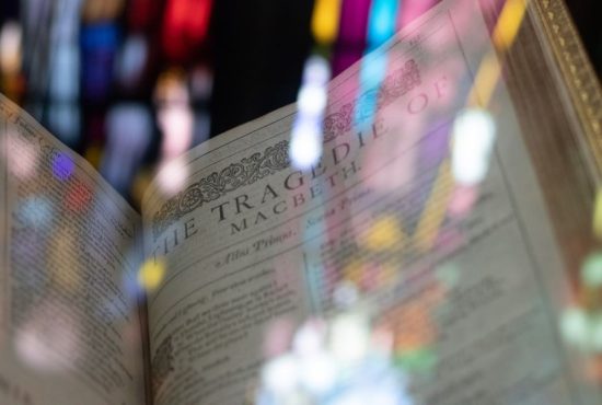 7 motive pentru care piesele lui Shakespeare sunt adorate de români