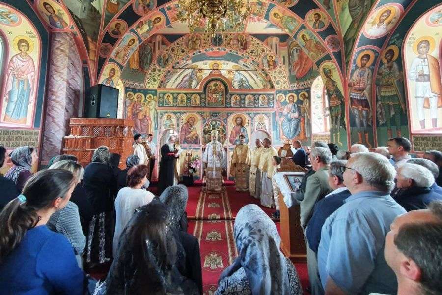 7 reguli de bună cuviință în lăcașurile de cult