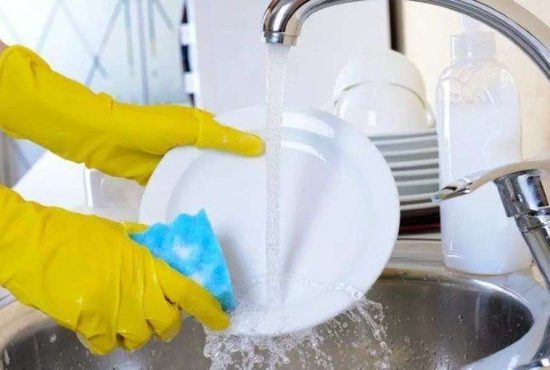 7 lucruri mai puțin știute despre spălatul vaselor