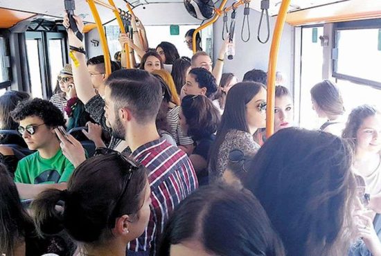 7 reguli de bună cuviinţă în transportul în comun