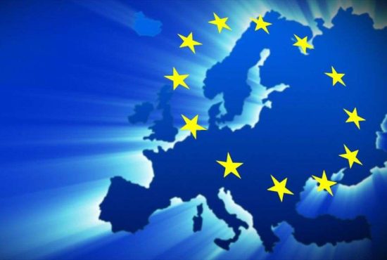 7 lucruri despre cum ar arăta un Facebook făcut de UE