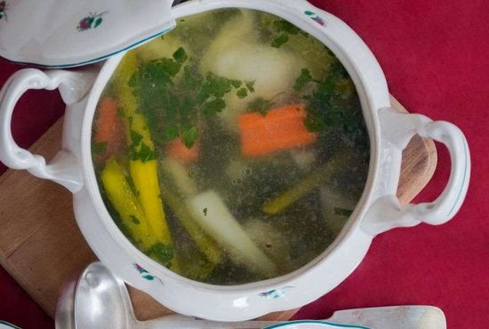 7 motive pentru care supa este cea mai recomandată mâncare