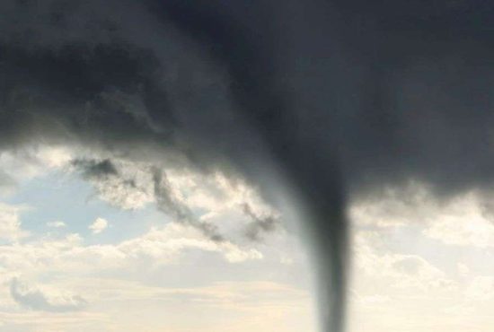 7 motive pentru care o tornadă ar prinde bine Bucureștiului