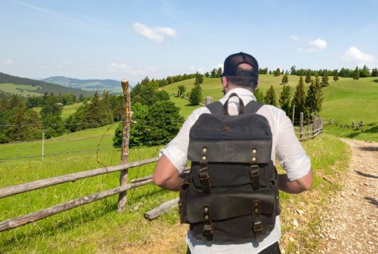 Record. Un român a parcurs toată Via Transilvanica până să termine soția de făcut bagajul
