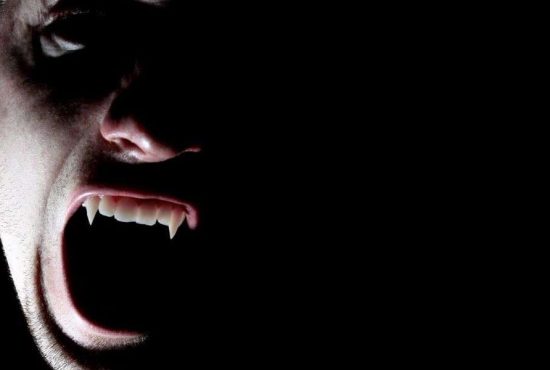 7 scuze perfecte pentru vampirii care nu vor să iasă în oraș