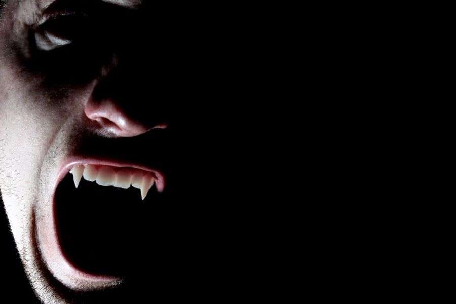 7 probleme pe care le ai ca vampir în România