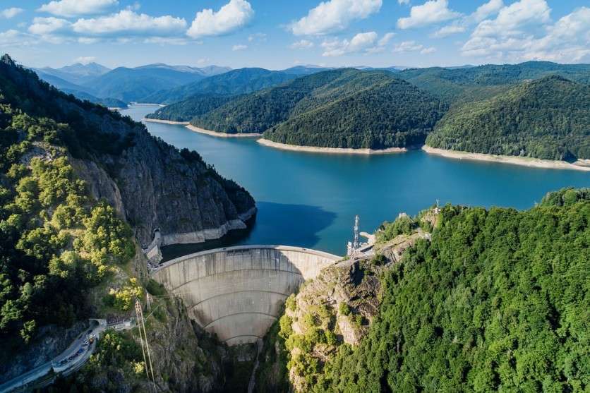 7 lucruri importante despre barajul și lacul Vidraru