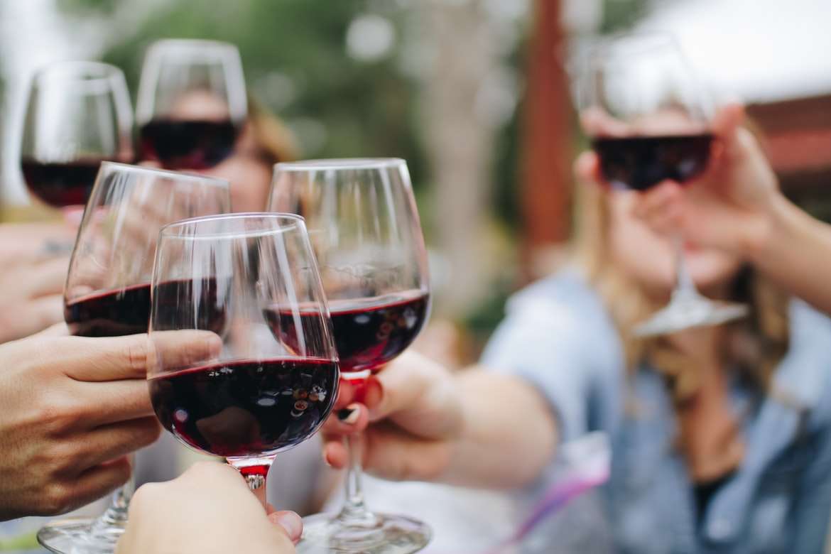 7 diferenţe evidente între ţuică şi vin