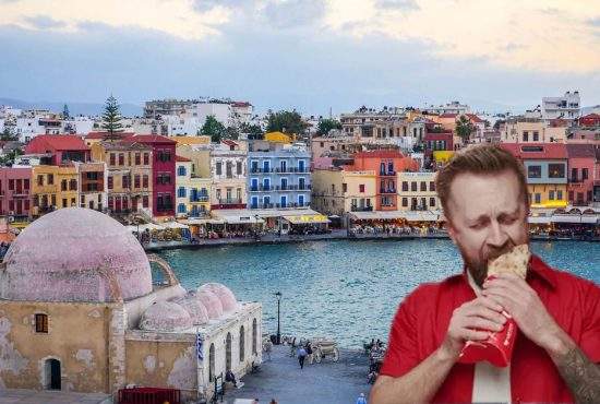 Un turist român a vizitat toată insula Creta în căutarea unei șaorme decente