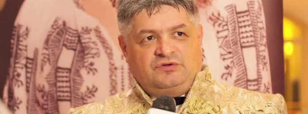 Secureanu dă statul în judecată pentru banii pe care nu i-a furat cât era plimbat prin tribunale