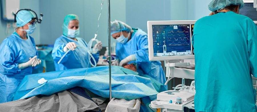 Reușită medicală. S-a făcut primul transplant de inima străzii în Pantelimon