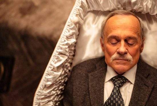 Studiu. Femeile consideră că singurul spațiu personal al bărbatului este coșciugul