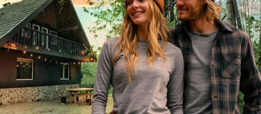 O femeie poartă căciulă tot timpul, ca să nu mai dea atâția bani la coafor