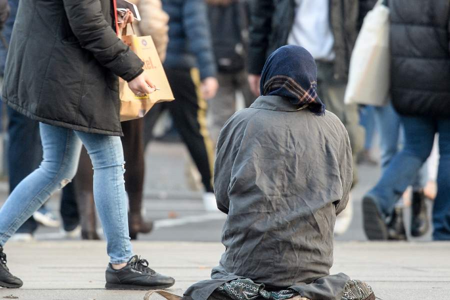 Din cauză că guvernul SUA e în shutdown, spionii americani cerșesc la McDonalds la Romană