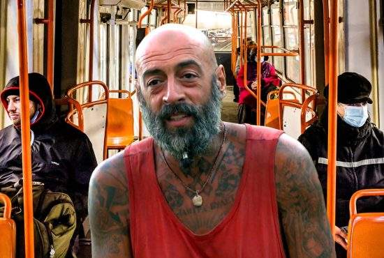 CRBL debutează în tramvaiul 41 cu piesa „Kendamelor din lumea-ntreagă”