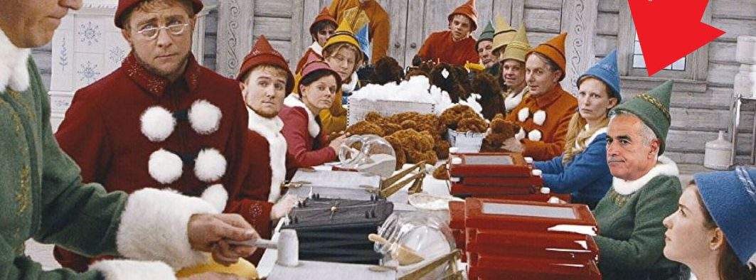 Georgescu vrea iar să plece din ţară! Susţine că e elful Moşului şi e chemat la muncă în Laponia