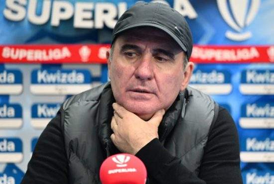 Acolo e profitul! Hagi își face academie de neveste de fotbaliști