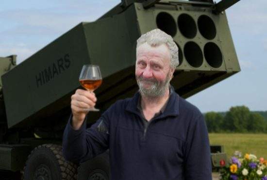 Rachetele HIMARS, depăşite. Nea Costel spune că te faci mult mai uşor rachetă cu VINARS