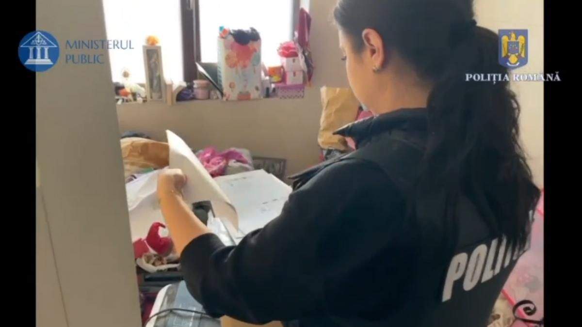 Ruşii prinşi cu certificate de naştere false româneşti vor fi băgaţi înapoi în mamele lor