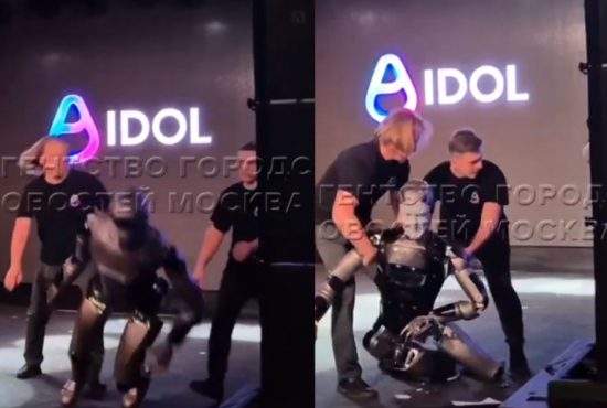 Rușii își apară robotul umanoid care a căzut pe scenă: „Băuse două sticle de vodcă”